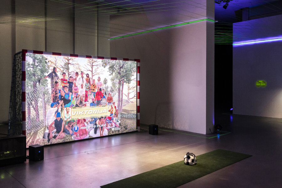 Željko Beljan & Rebecca Merlic, &lsquo;Viktorija&rsquo;, Izložba &lsquo;Prošireni svjetovi&rsquo;, Realities in Transition XR Camp - Prošireni svjetovi, MSU, Zagreb, 2023.; Produkcija: KONTEJNER. Fotografija: Sanja Bistričić Srića